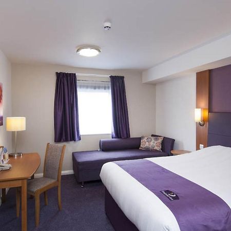 Premier Inn South Mimms/Potters Bar الغرفة الصورة