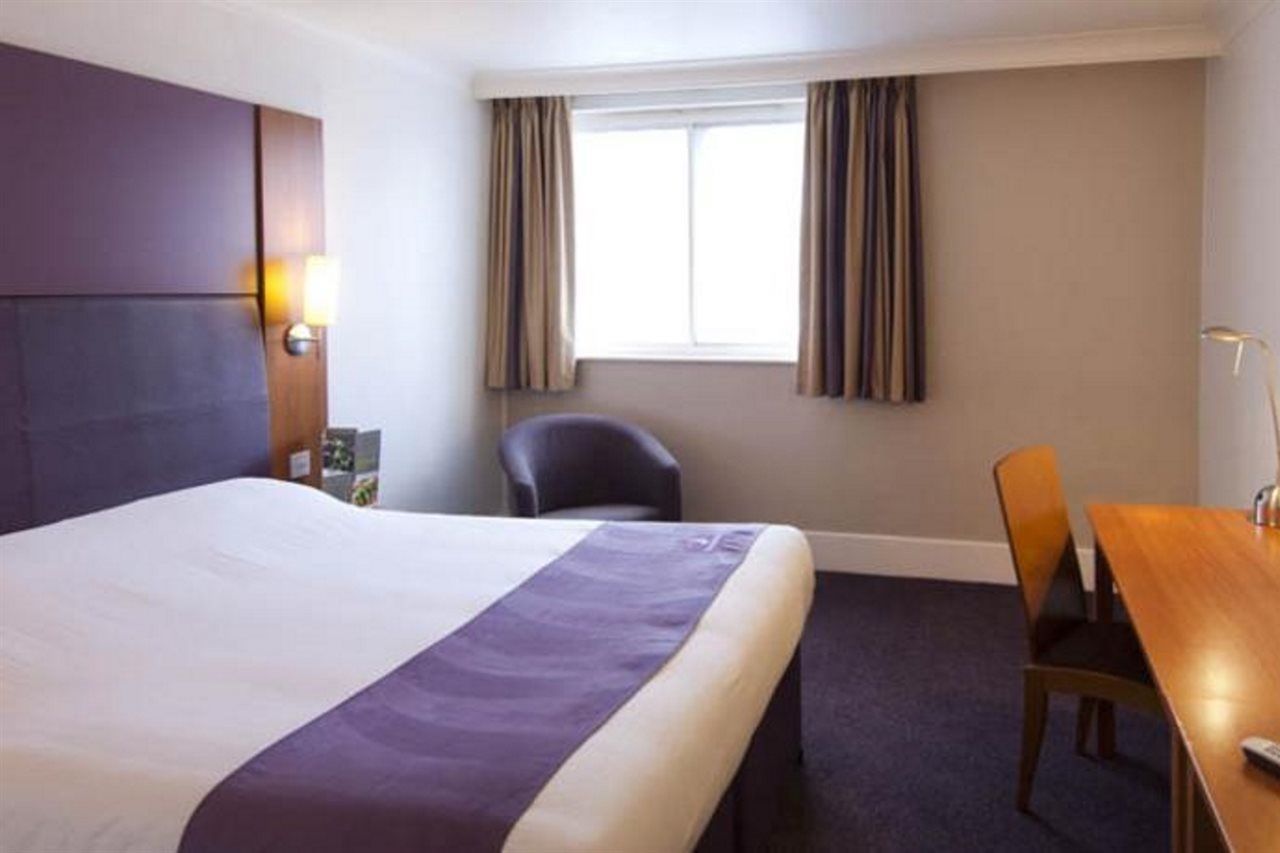 Premier Inn South Mimms/Potters Bar المظهر الخارجي الصورة