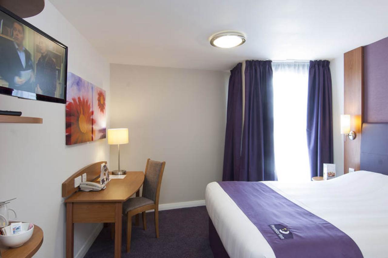 Premier Inn South Mimms/Potters Bar الغرفة الصورة