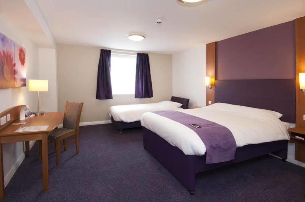 Premier Inn South Mimms/Potters Bar المظهر الخارجي الصورة